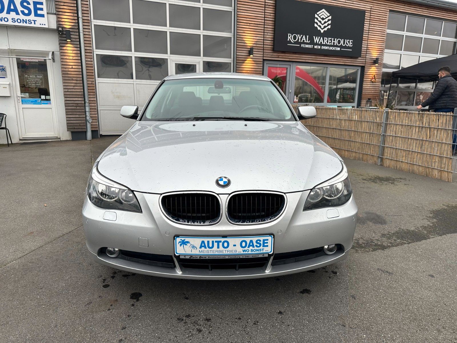 Fahrzeugabbildung BMW 520i Lim.**2.HAND*97 TKM*Automatik**
