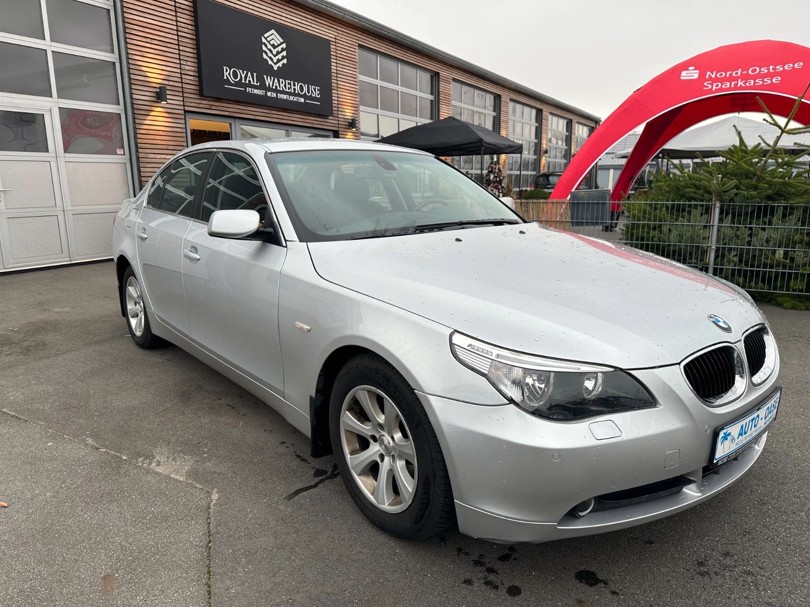 Fahrzeugabbildung BMW 520i Lim.**2.HAND*97 TKM*Automatik**