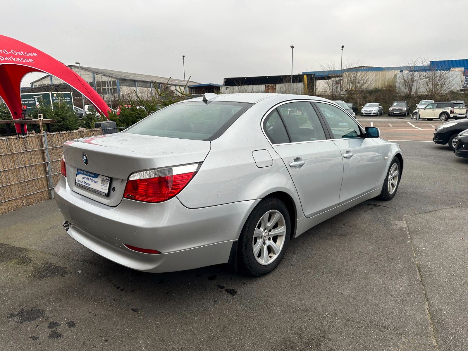 Fahrzeugabbildung BMW 520i Lim.**2.HAND*97 TKM*Automatik**