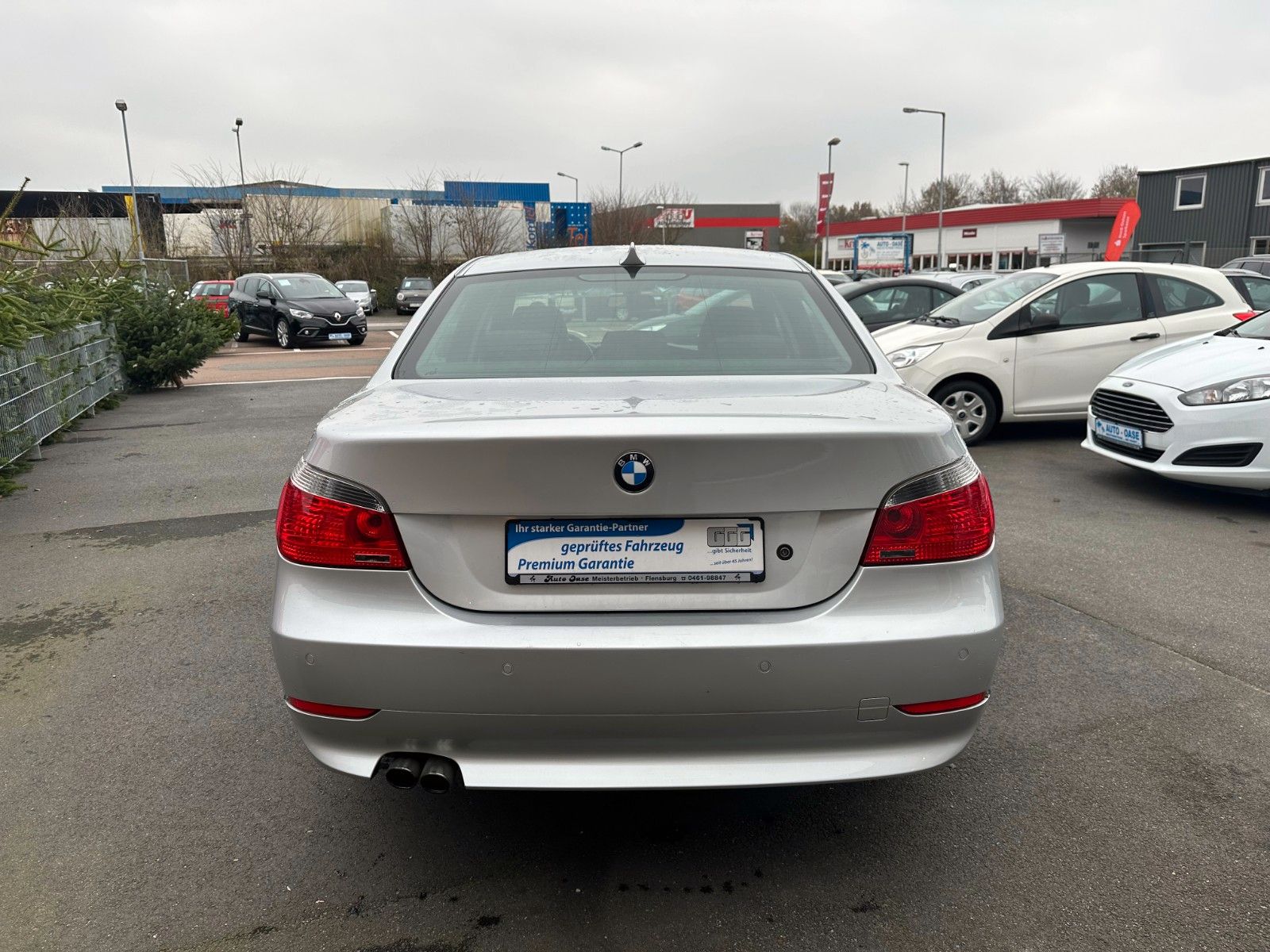 Fahrzeugabbildung BMW 520i Lim.**2.HAND*97 TKM*Automatik**