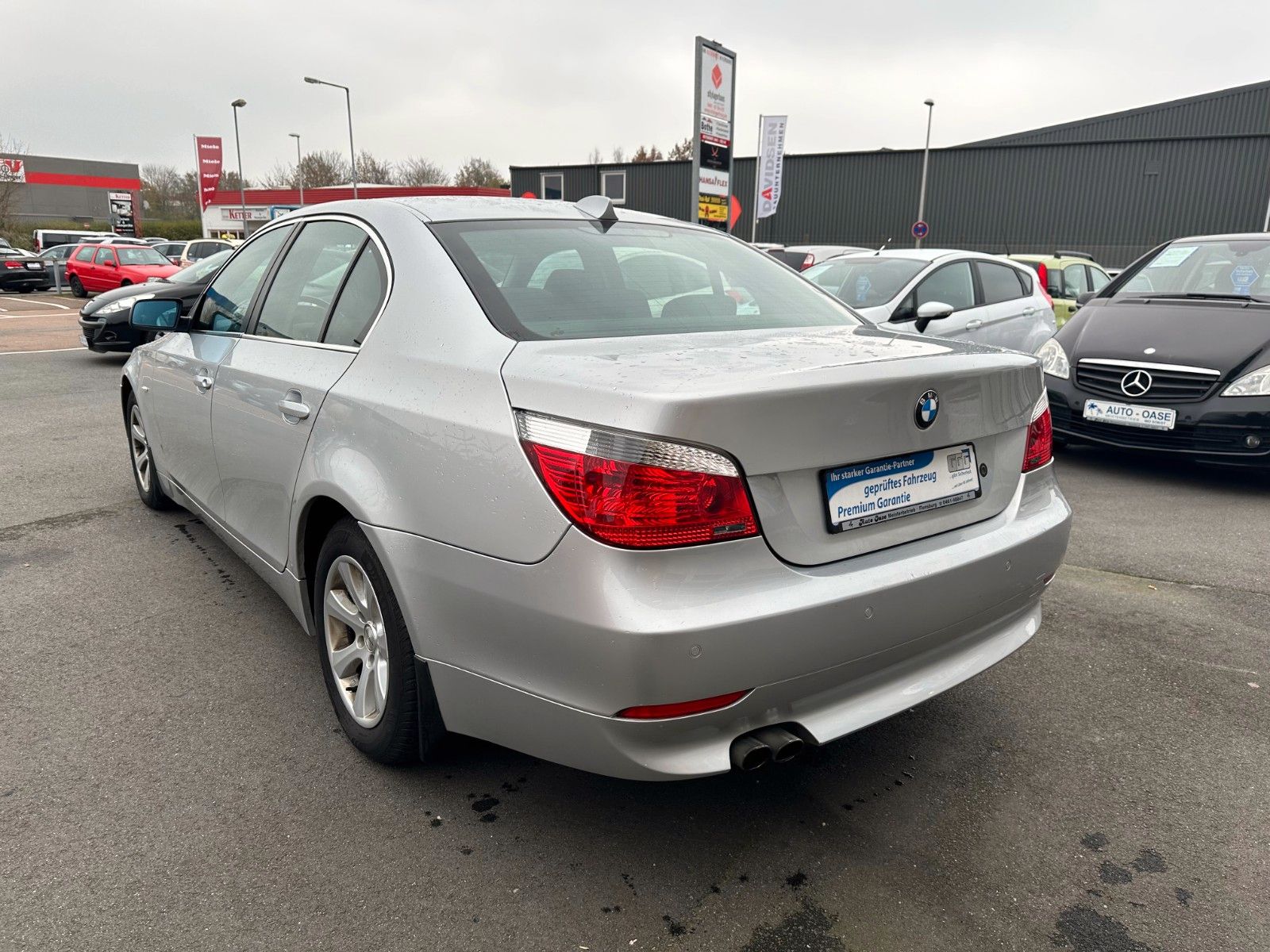 Fahrzeugabbildung BMW 520i Lim.**2.HAND*97 TKM*Automatik**