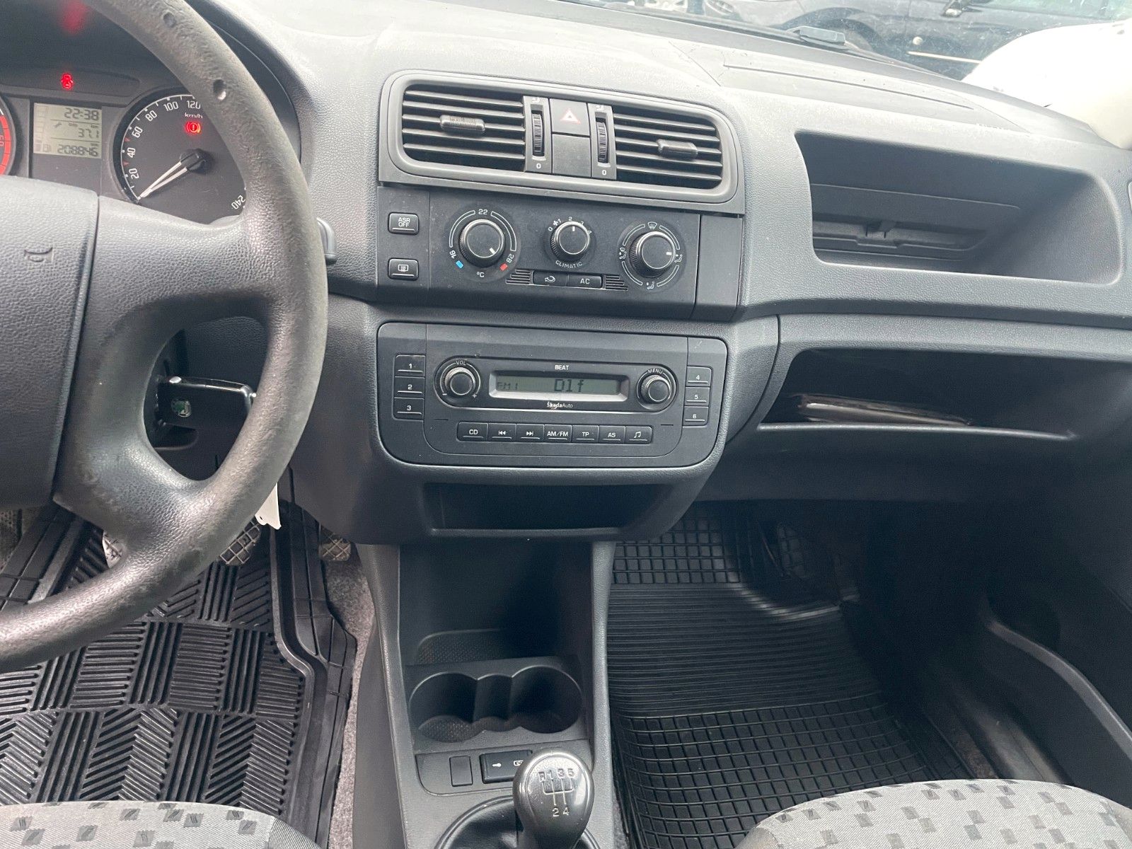 Fahrzeugabbildung SKODA Praktik**AHK*Klima*Handwerker**
