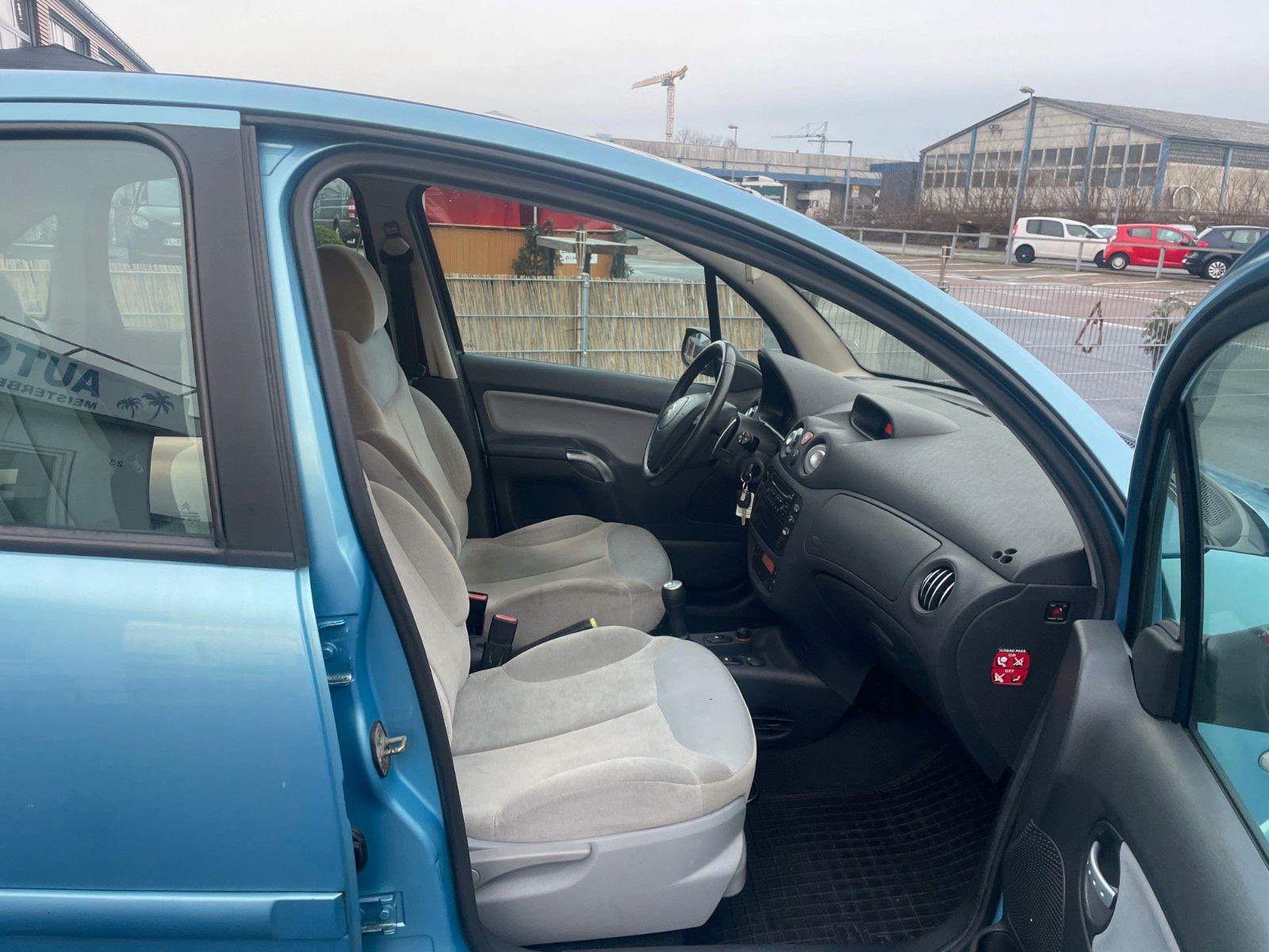 Fahrzeugabbildung Citroën C3 1.6 16V Exclusive SensoDrive**Automatik**