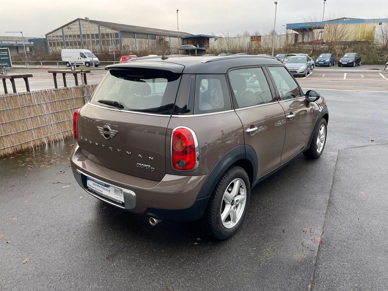 Fahrzeugabbildung MINI COOPER Countryman D**Klima**Sitzheiz**PDC**