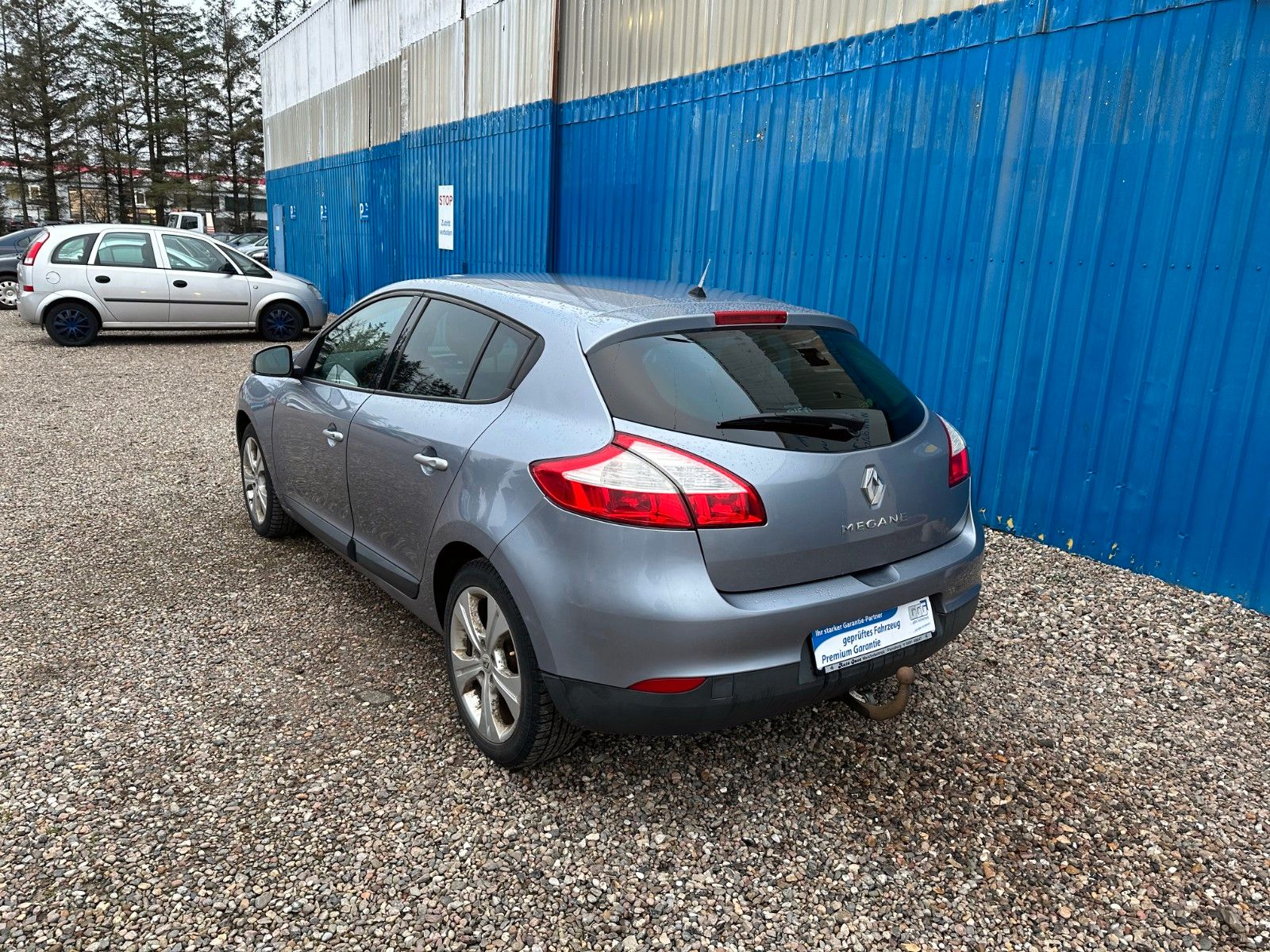 Fahrzeugabbildung Renault Megane III Lim. 5-trg. Dynamique**AHK*8 Fach**