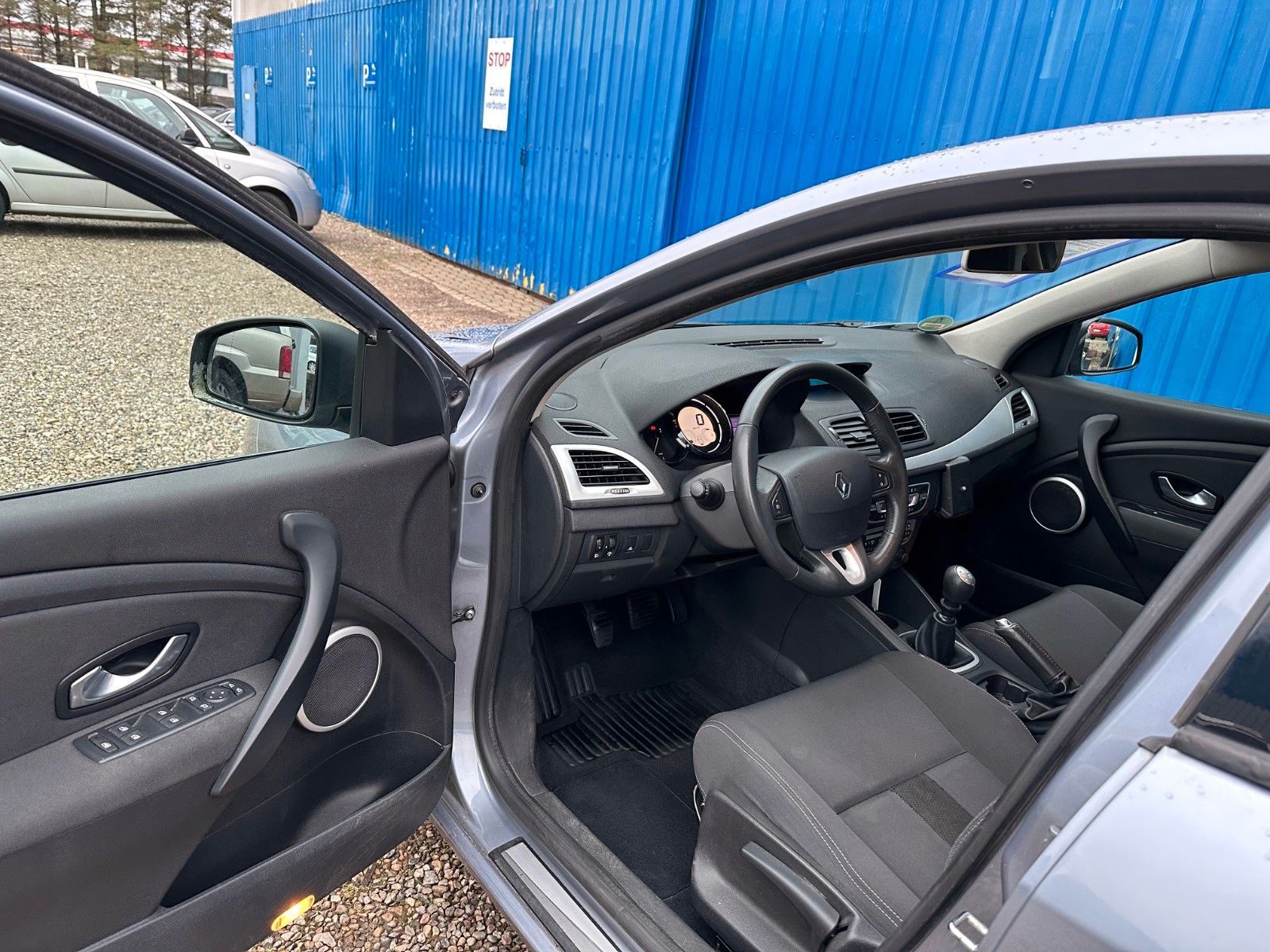 Fahrzeugabbildung Renault Megane III Lim. 5-trg. Dynamique**AHK*8 Fach**