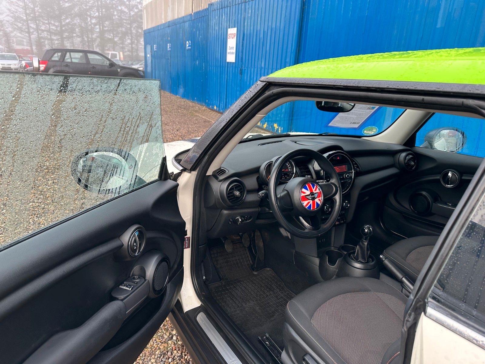Fahrzeugabbildung MINI ONE Mini 3-trg. One First*2.HAND*8 Fach*Sitzhei*