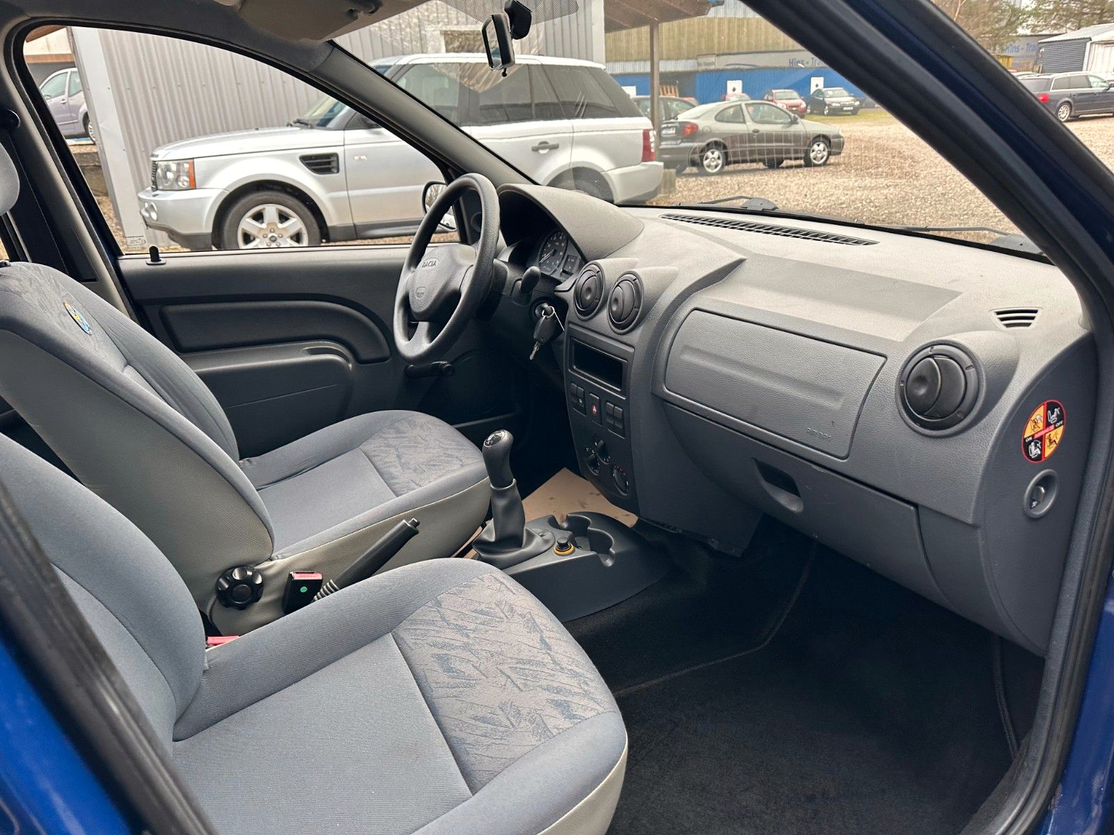Fahrzeugabbildung Dacia Logan Basis**Anhängerkupplung*HU&AU NEU**