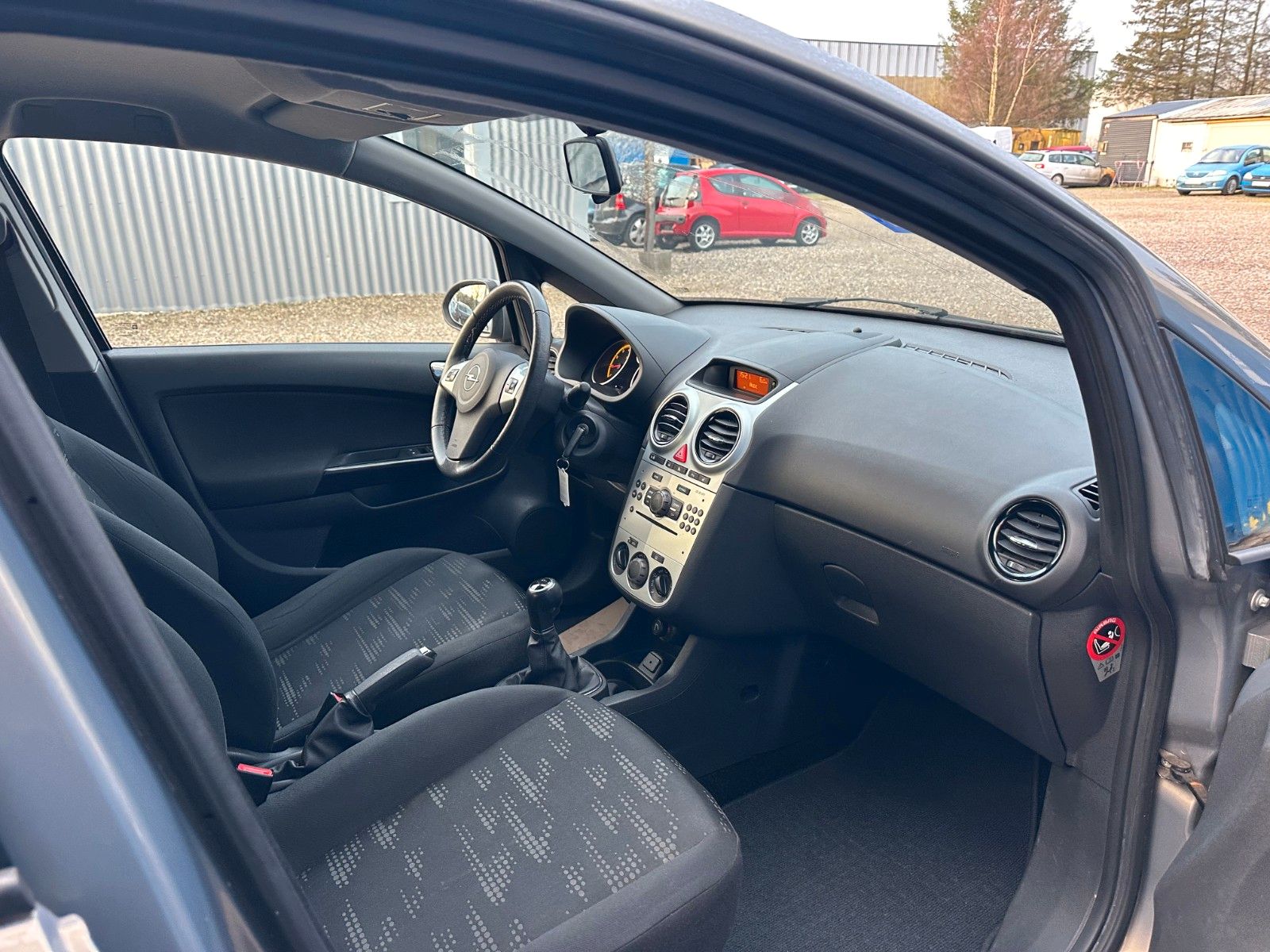 Fahrzeugabbildung Opel Corsa D Satellite**Sitzheizung*Klima*PDC**