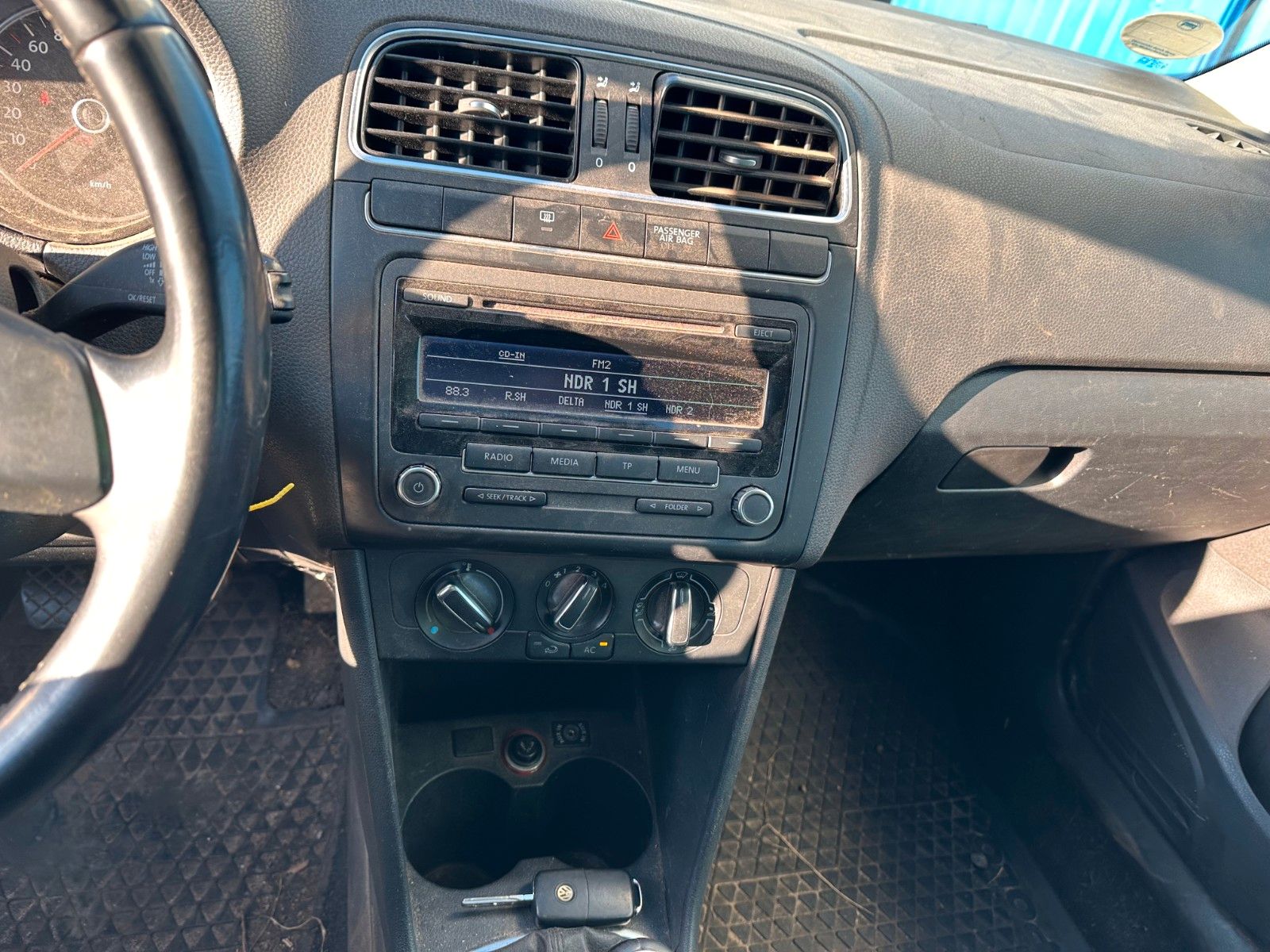 Fahrzeugabbildung Volkswagen Polo V Comfortline**AHK*PDC*Tempomat**