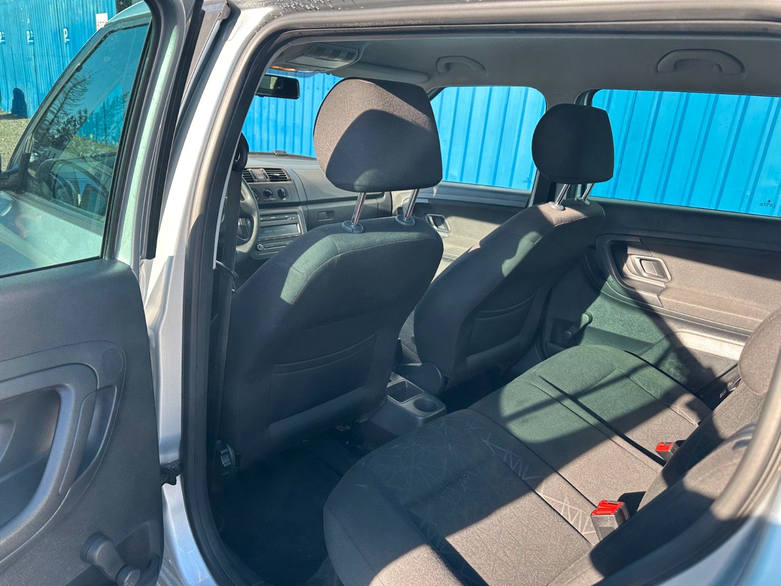 Fahrzeugabbildung SKODA Fabia Family**Allwetter*Klima**HU 03.2024**