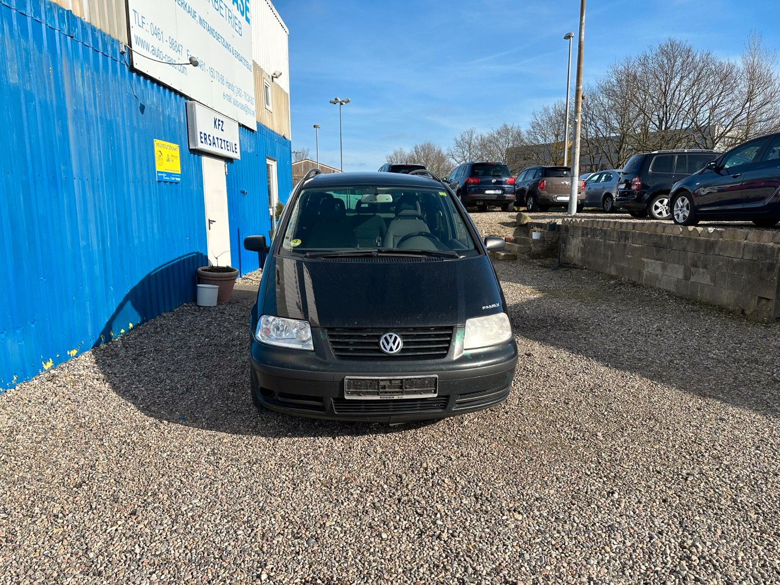 Fahrzeugabbildung Volkswagen Sharan Family**Allwetter*Klima*Dachreling**