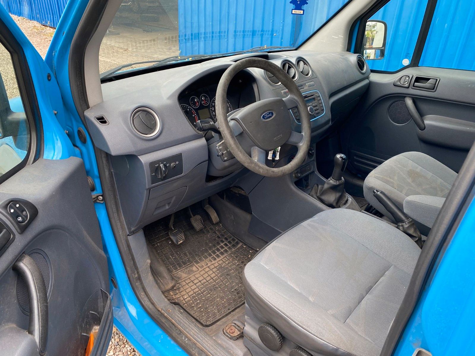 Fahrzeugabbildung Ford Transit Connect Kasten **AHK*RestTUV.*2. Hand**