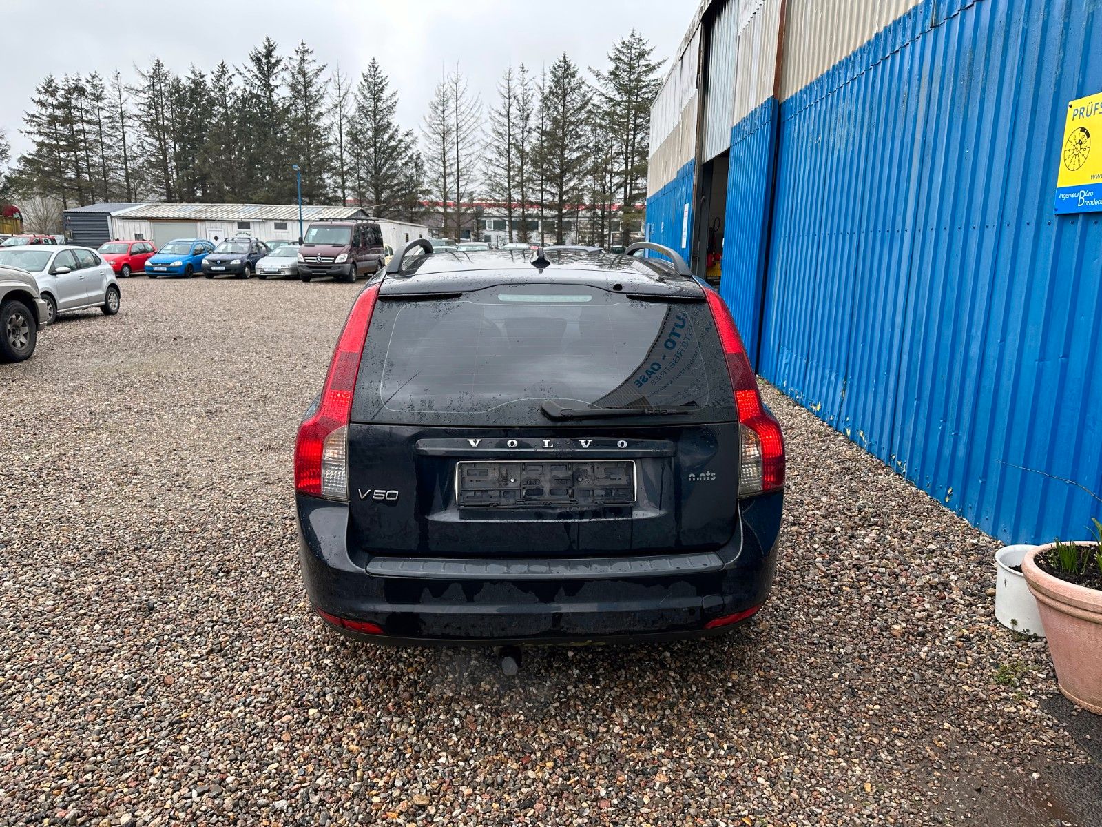 Fahrzeugabbildung Volvo V50 Kombi 1.6 D**Leder*Standheizung*2.HAND**