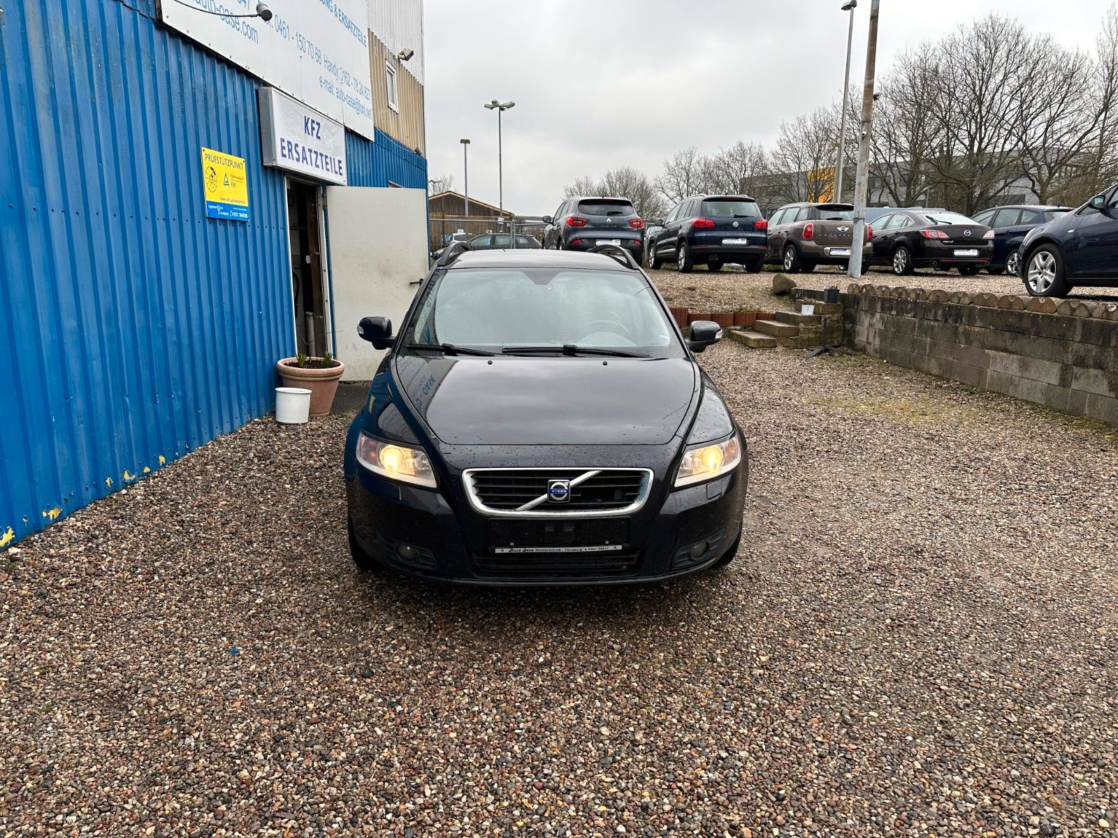 Fahrzeugabbildung Volvo V50 Kombi 1.6 D**Leder*Standheizung*2.HAND**
