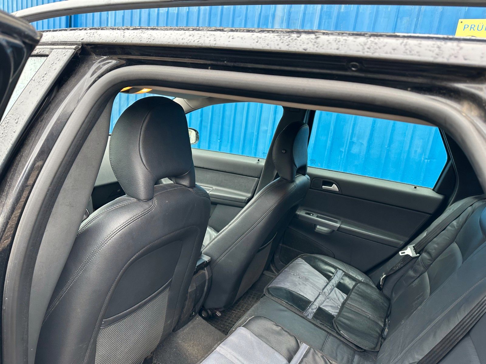Fahrzeugabbildung Volvo V50 Kombi 1.6 D**Leder*Standheizung*2.HAND**