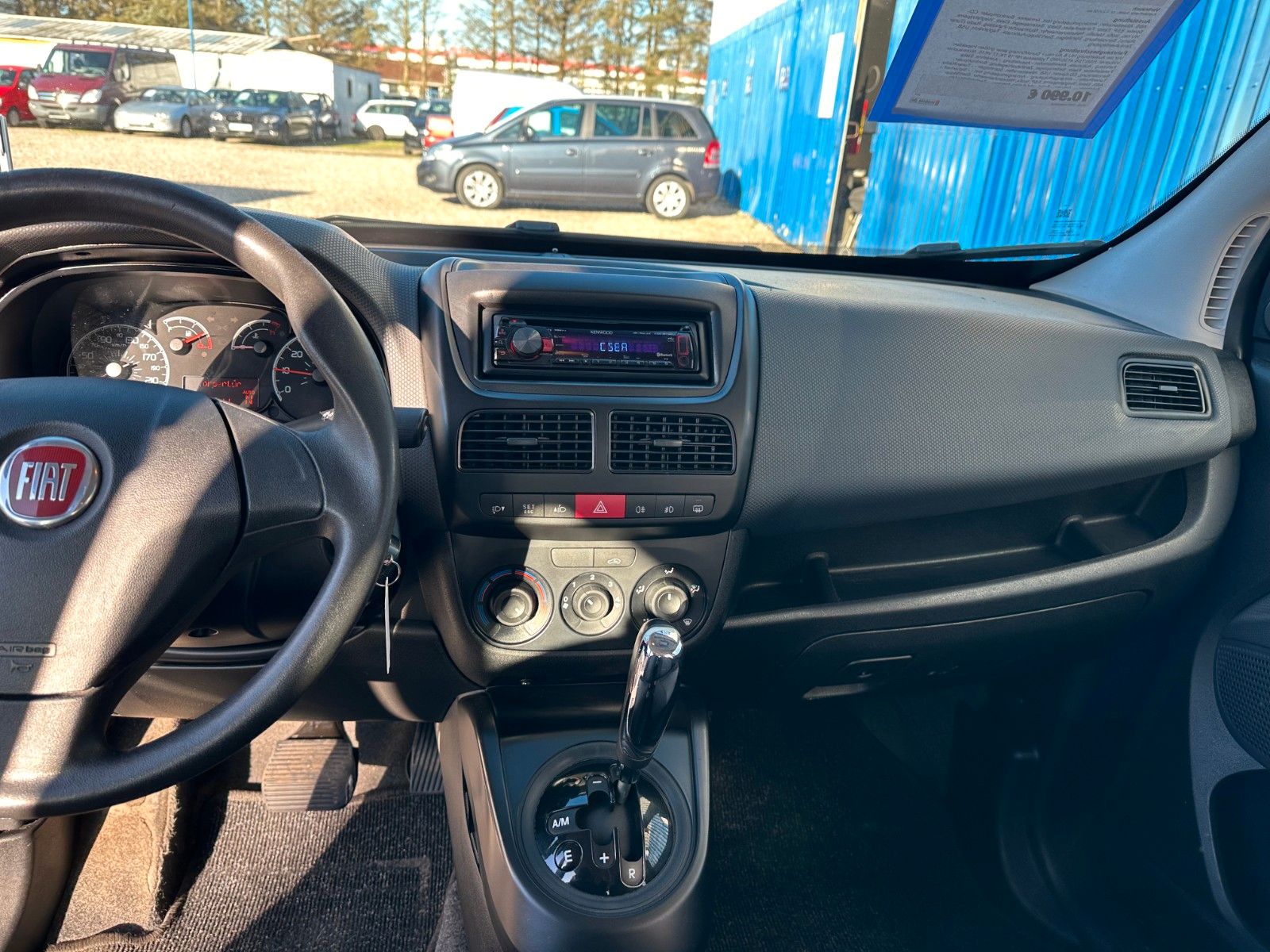 Fahrzeugabbildung Fiat Doblo SX Kombi**AHK*Automatik*2 Schiebetüren**