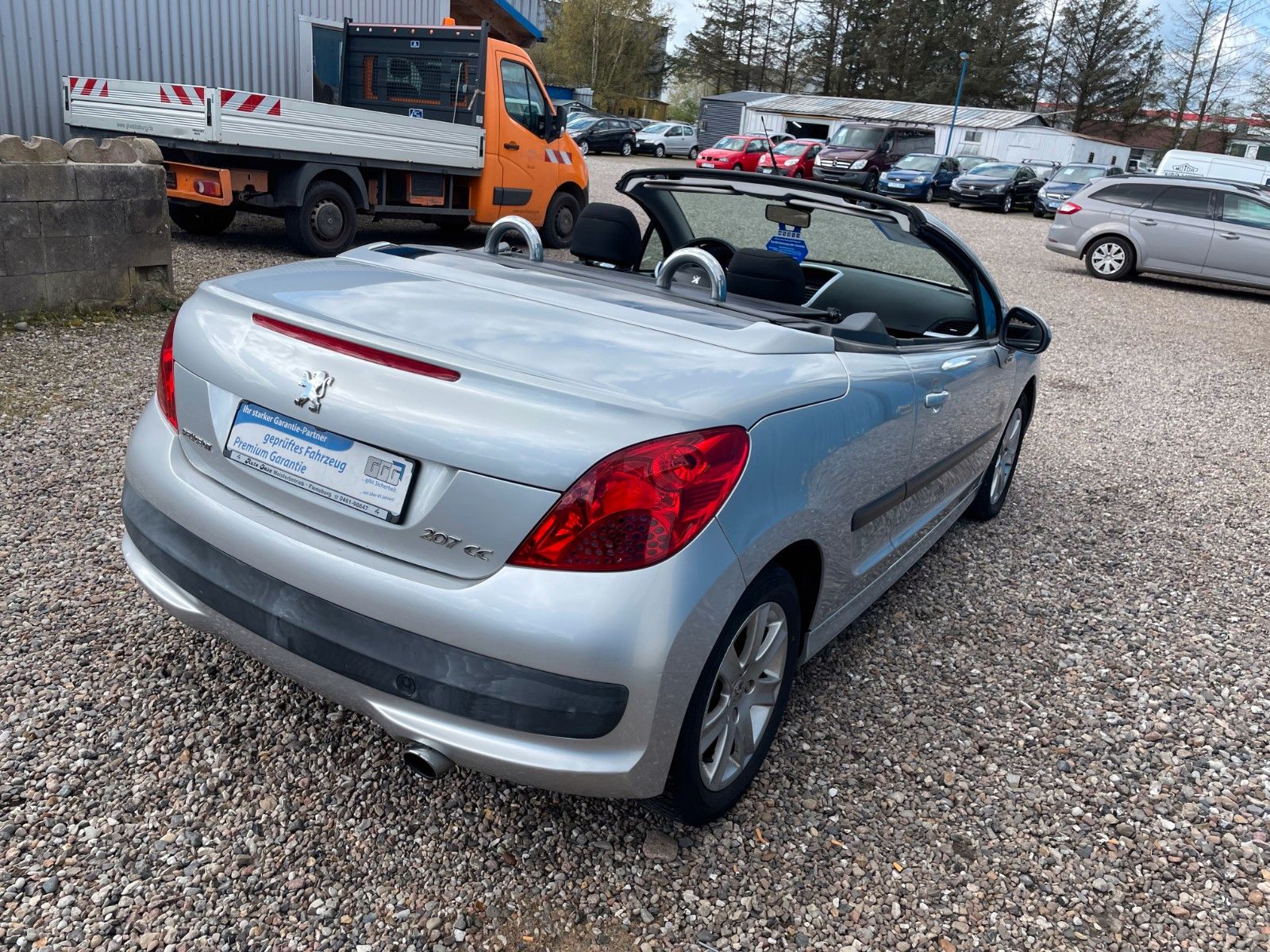 Fahrzeugabbildung Peugeot 207 CC Sport**2.HAND*Klima**