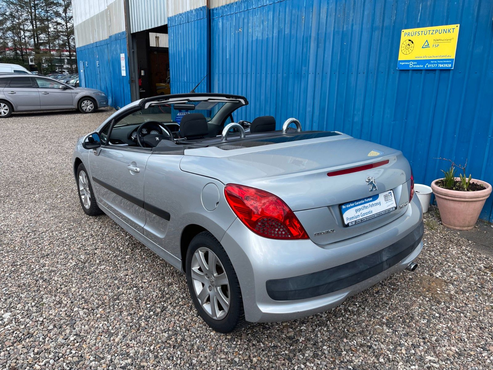 Fahrzeugabbildung Peugeot 207 CC Sport**2.HAND*Klima**
