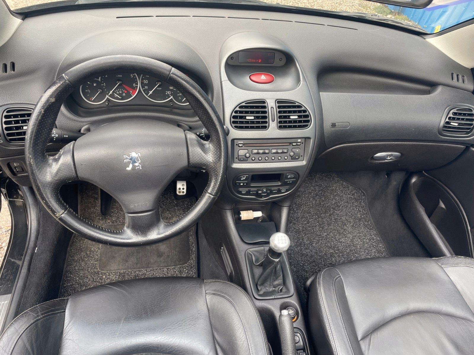 Fahrzeugabbildung Peugeot 206 Cabriolet CC Platinum**Leder*Sitzheizung**