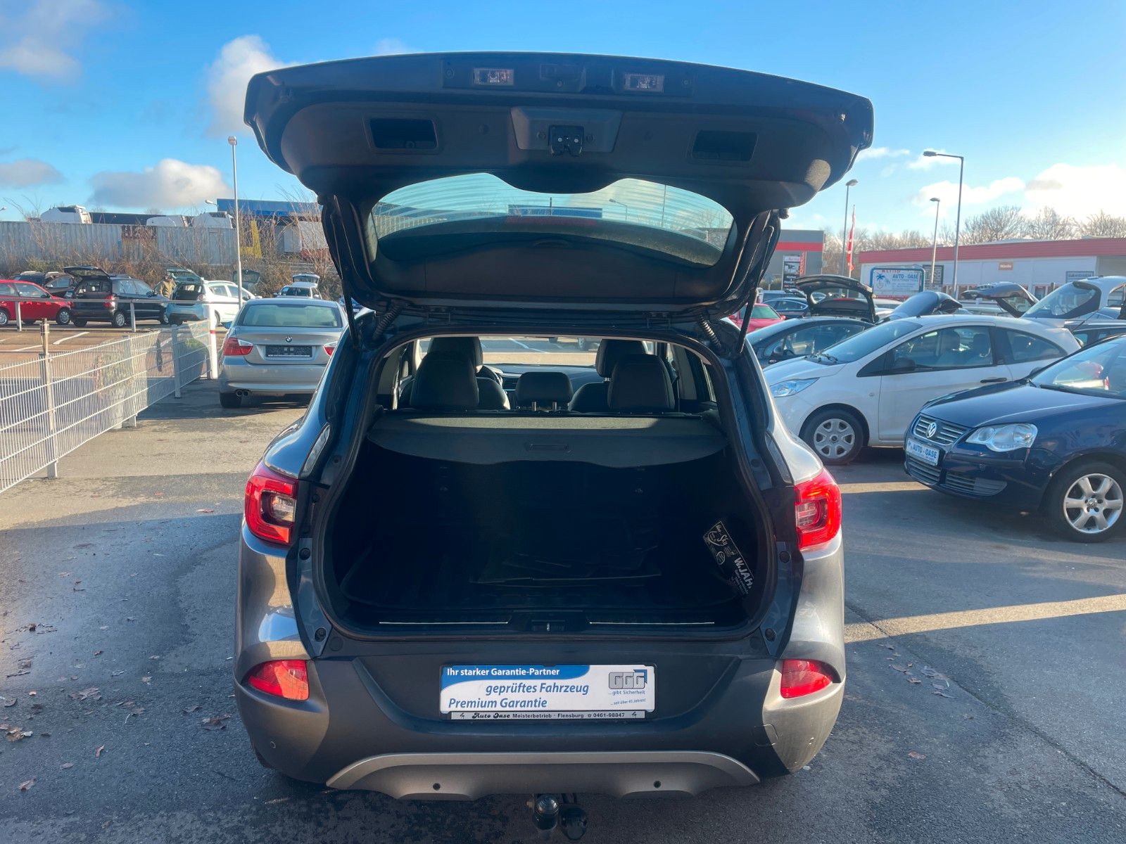 Fahrzeugabbildung Renault Kadjar XMOD**Automatik*Navi*AHK*1.HAND**