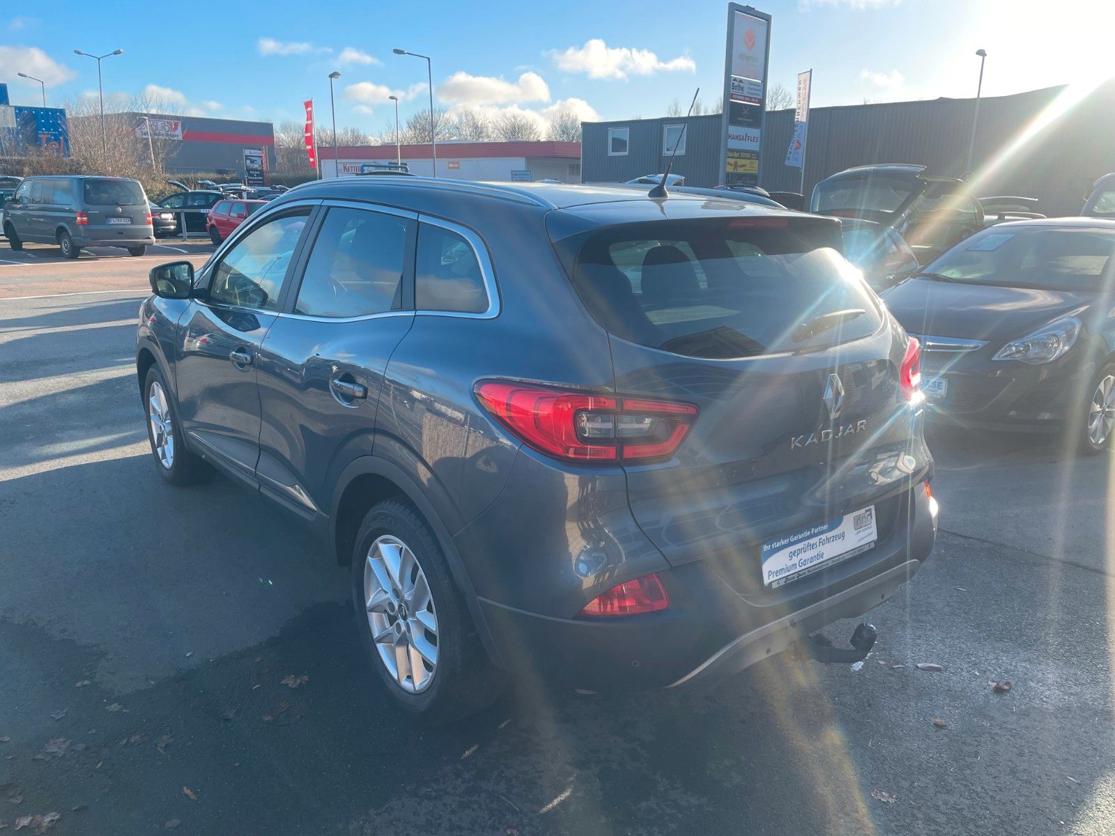 Fahrzeugabbildung Renault Kadjar XMOD**Automatik*Navi*AHK*1.HAND**