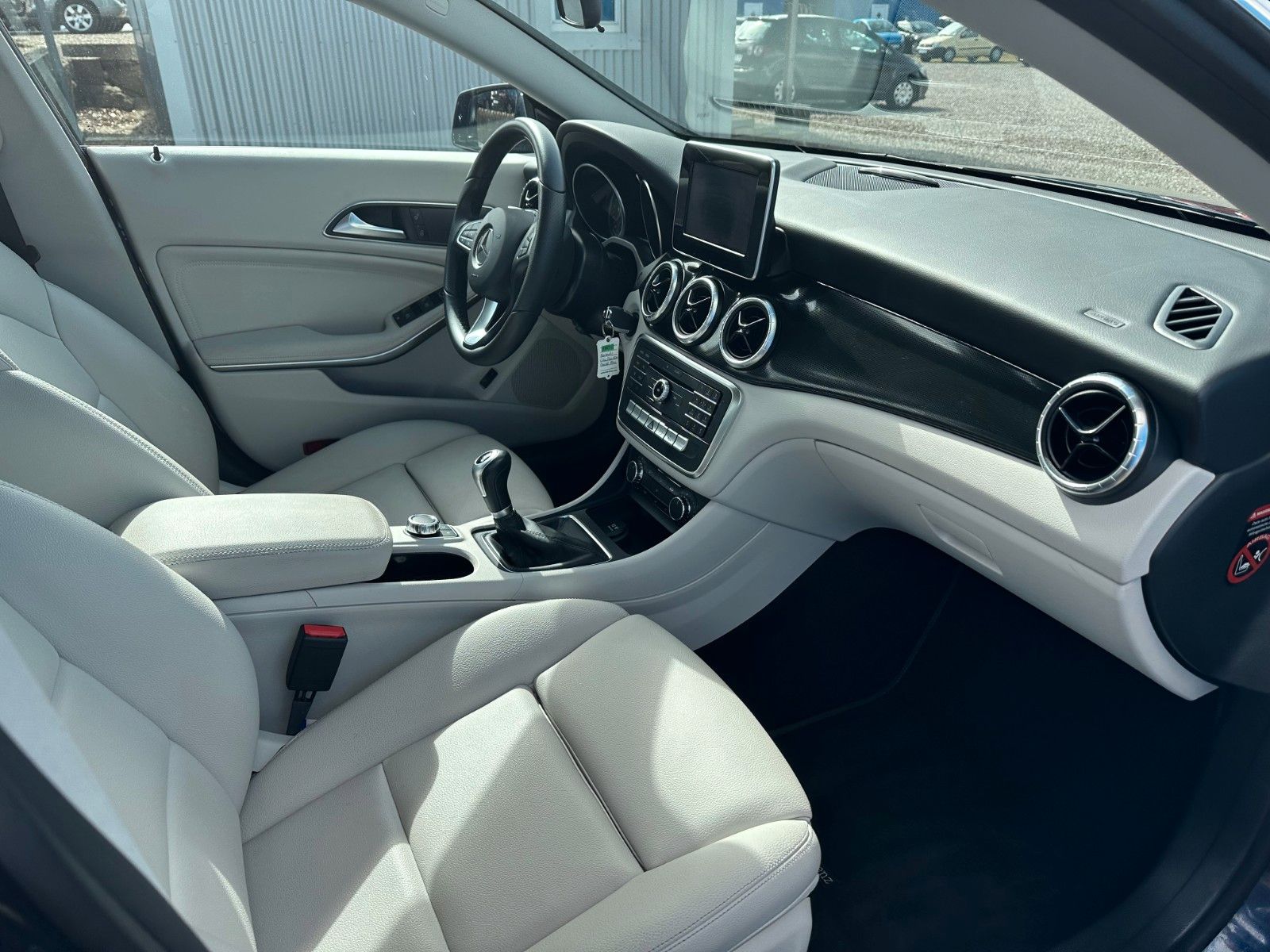 Fahrzeugabbildung Mercedes-Benz CLA 200 CDI**39 TKM*2.HAND*Leder**