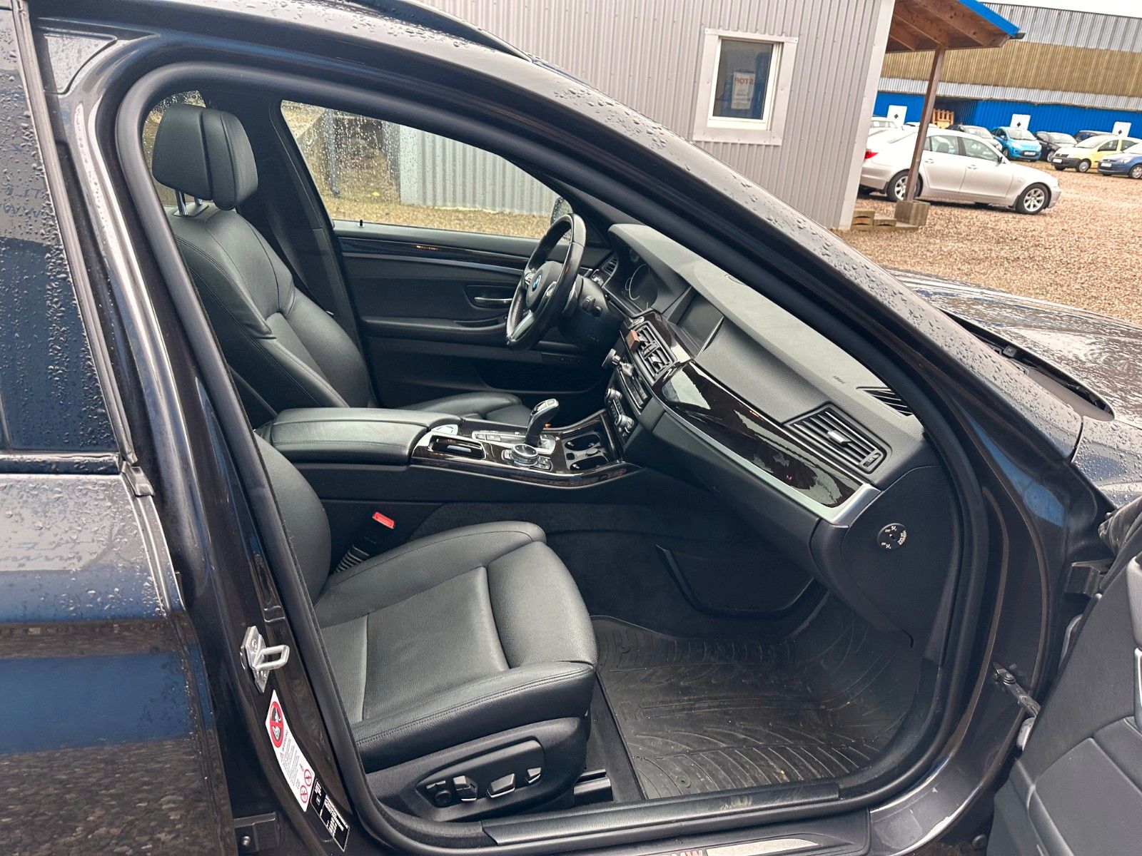 Fahrzeugabbildung BMW 535d xDrive Touring*Head-up*Standheizung*