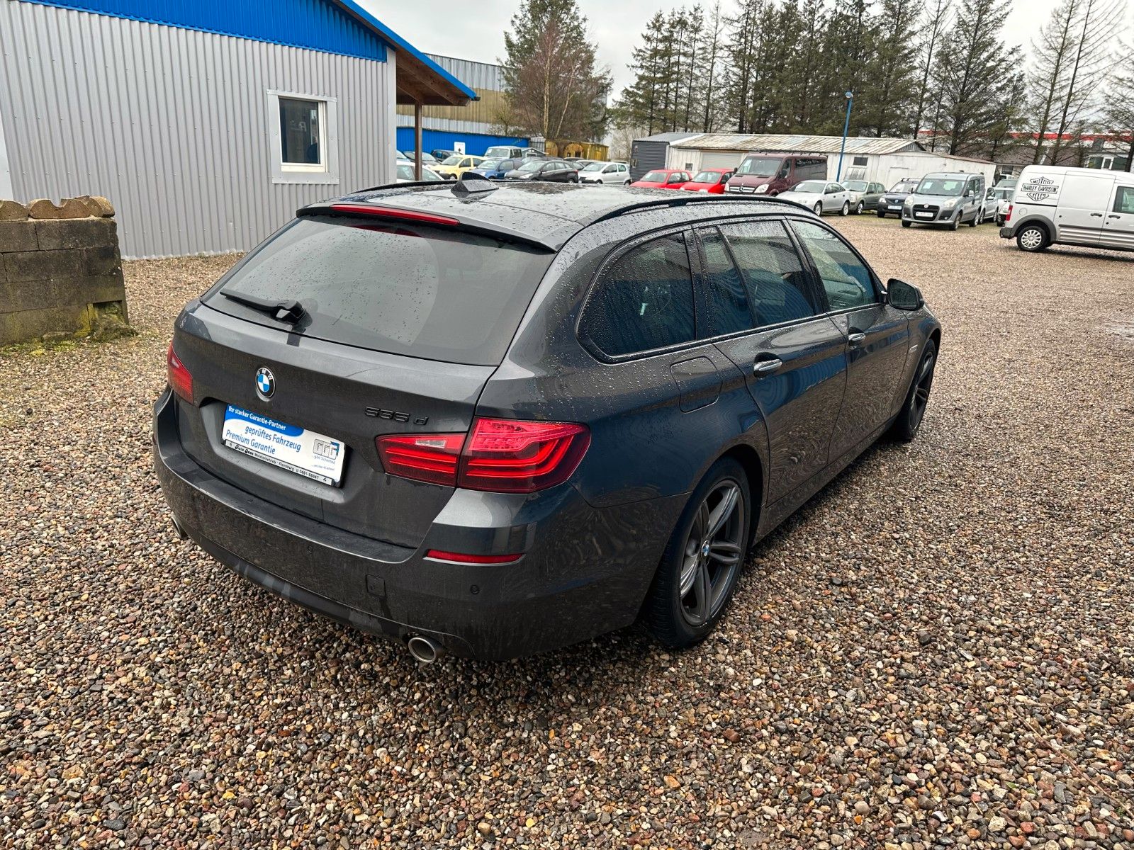Fahrzeugabbildung BMW 535d xDrive Touring*Head-up*Standheizung*