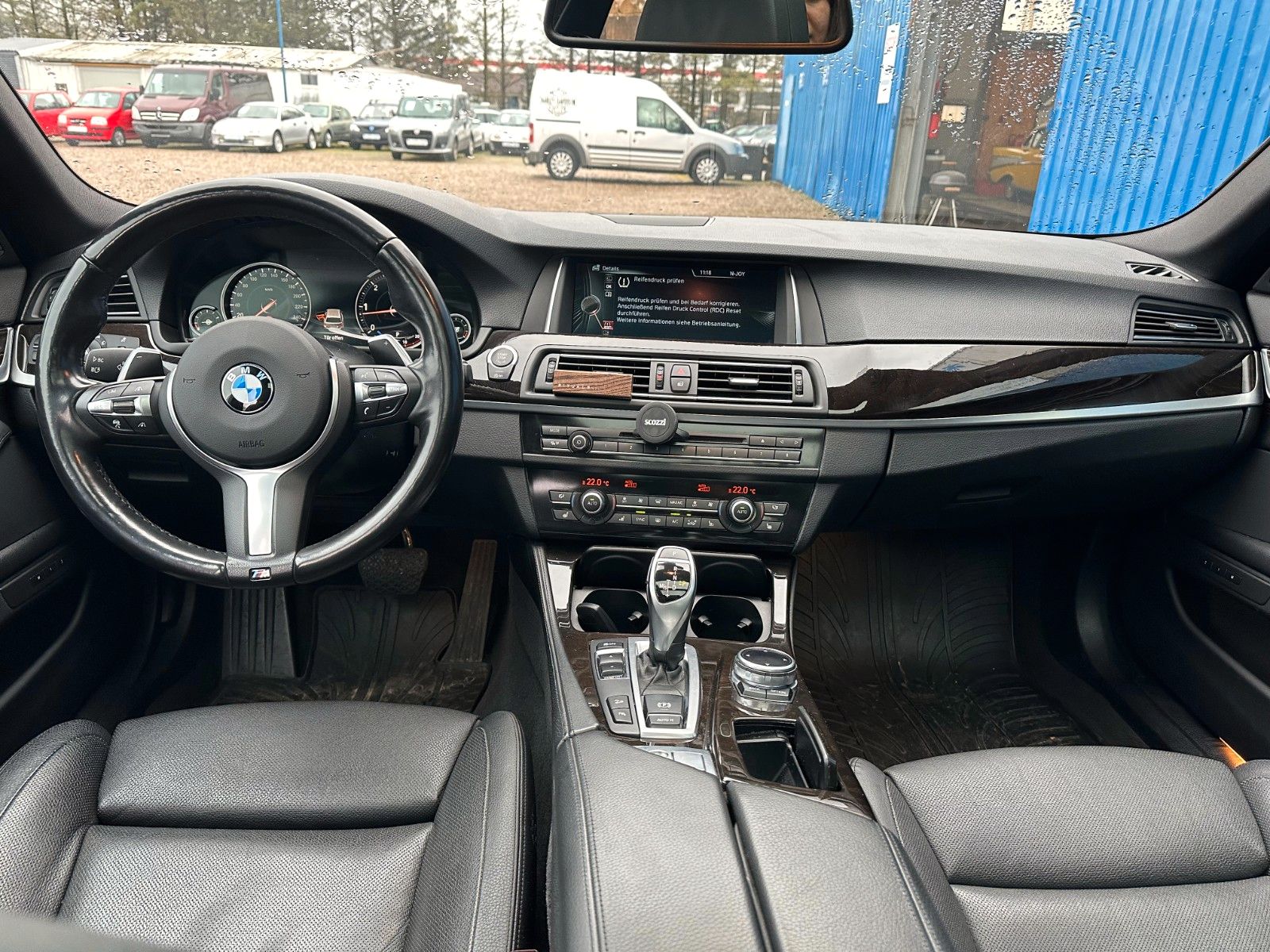 Fahrzeugabbildung BMW 535d xDrive Touring*Head-up*Standheizung*