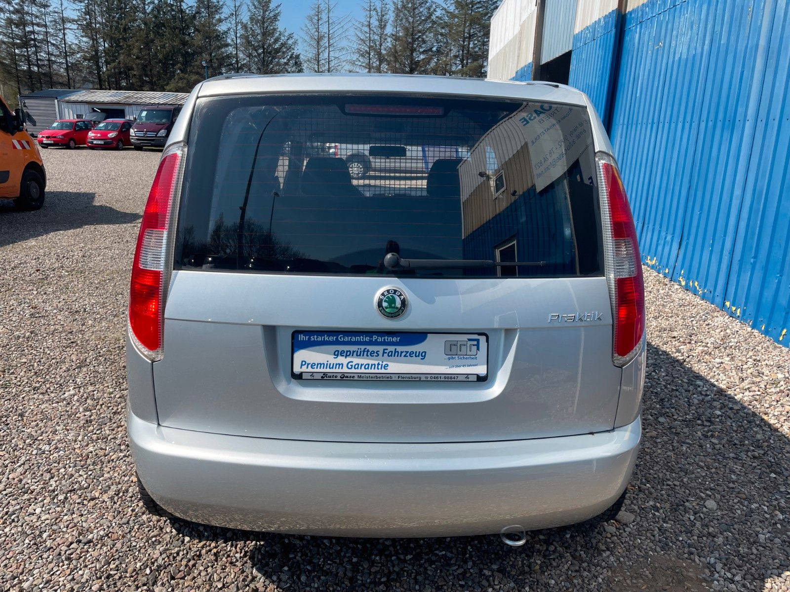 Fahrzeugabbildung SKODA Praktik **LKW Zulassung**HU NEU**