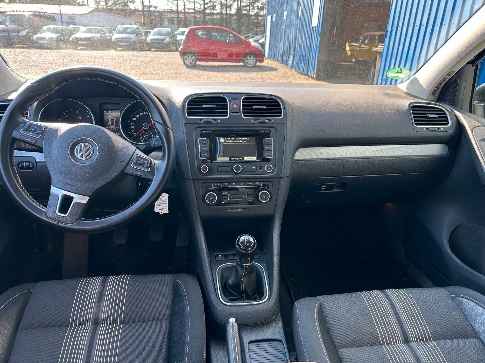 Fahrzeugabbildung Volkswagen Golf VI Match**Navi*PDC*Allwetter*Sitzheizung**