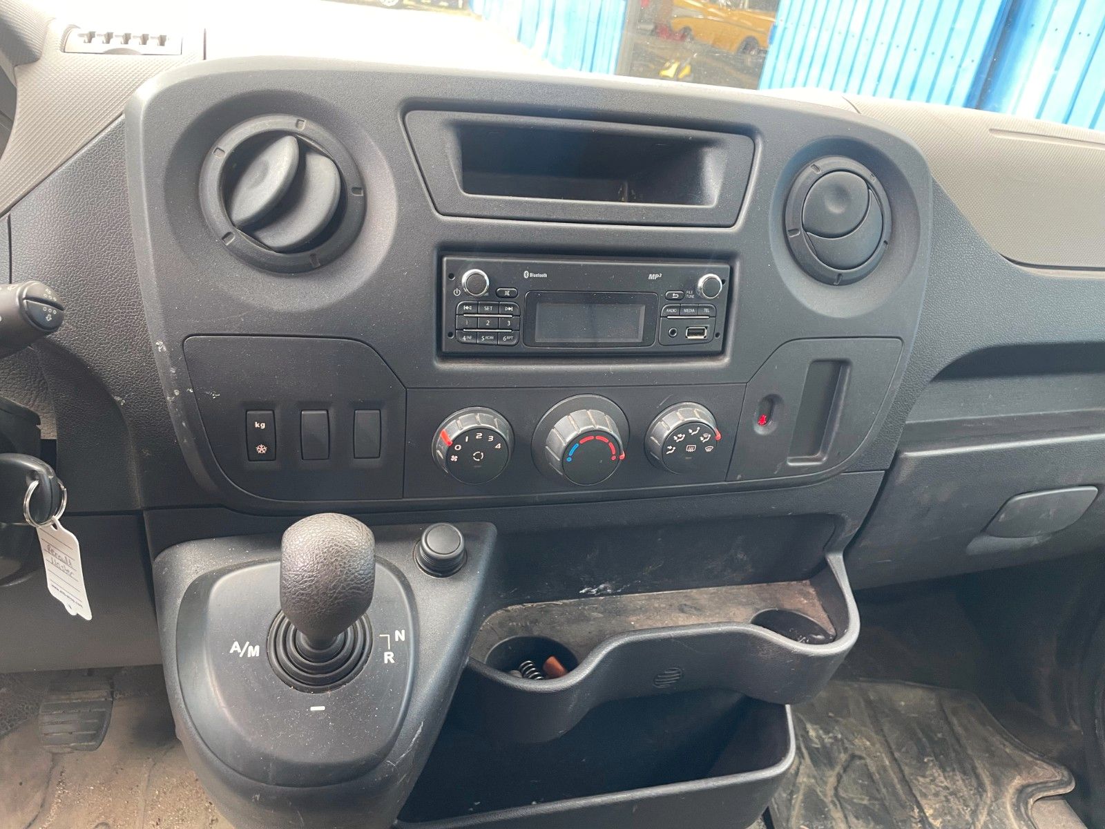 Fahrzeugabbildung Renault Master**Automatik*Allwetterreifen**