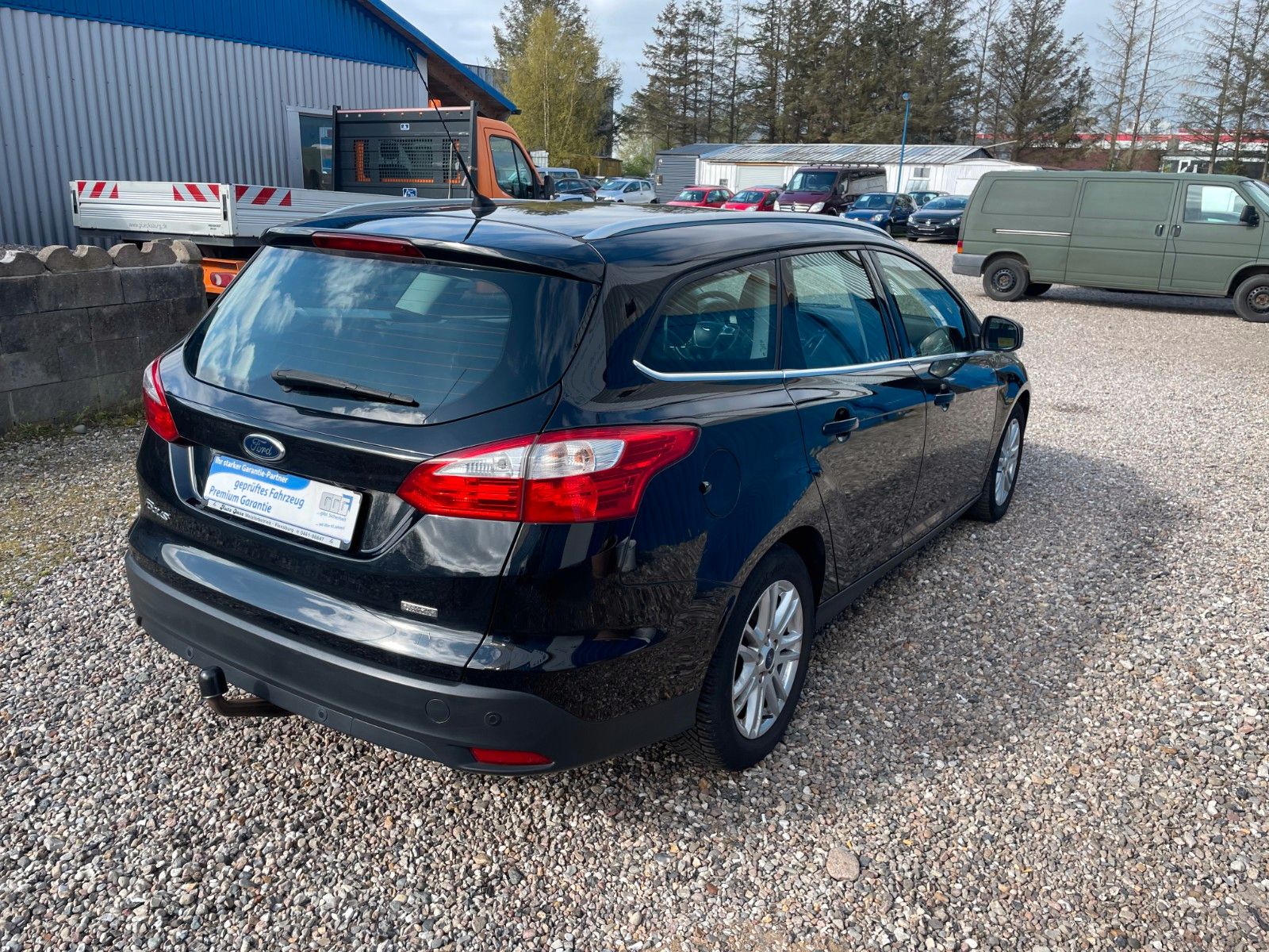 Fahrzeugabbildung Ford Focus Turnier Titanium**Kamera*Navi*AHK**