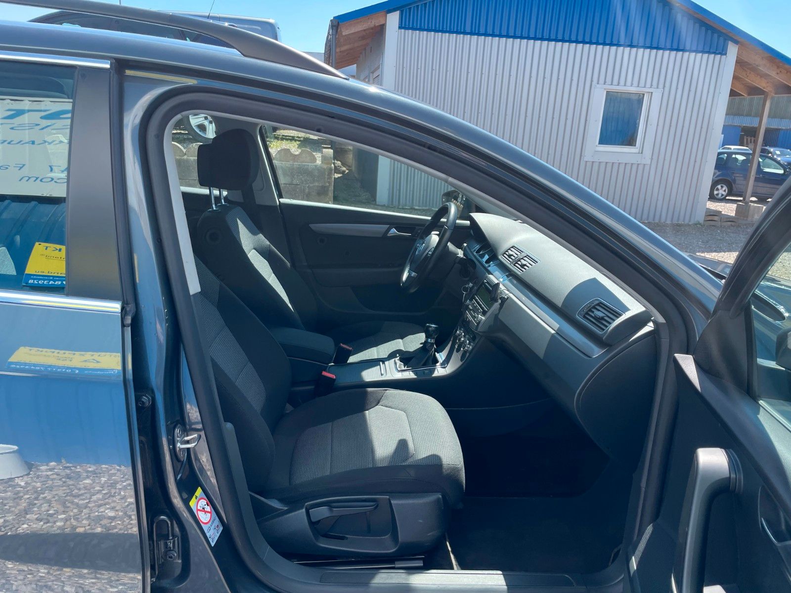 Fahrzeugabbildung Volkswagen Passat Variant Comfortline BlueMotion**AHK*PDC**