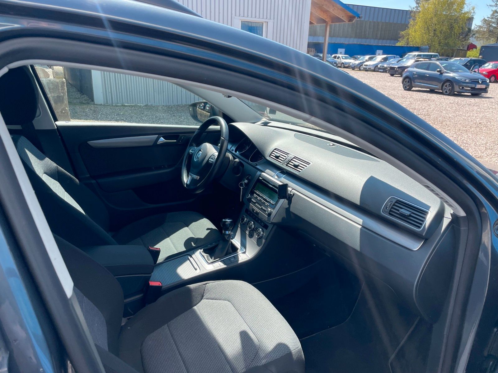 Fahrzeugabbildung Volkswagen Passat Variant Comfortline BlueMotion**AHK*PDC**
