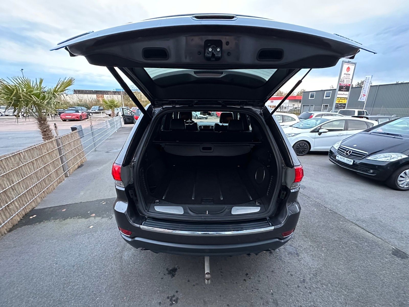 Fahrzeugabbildung Jeep Grand Cherokee 3.0 CRD Limited**LEDER*NAVI**