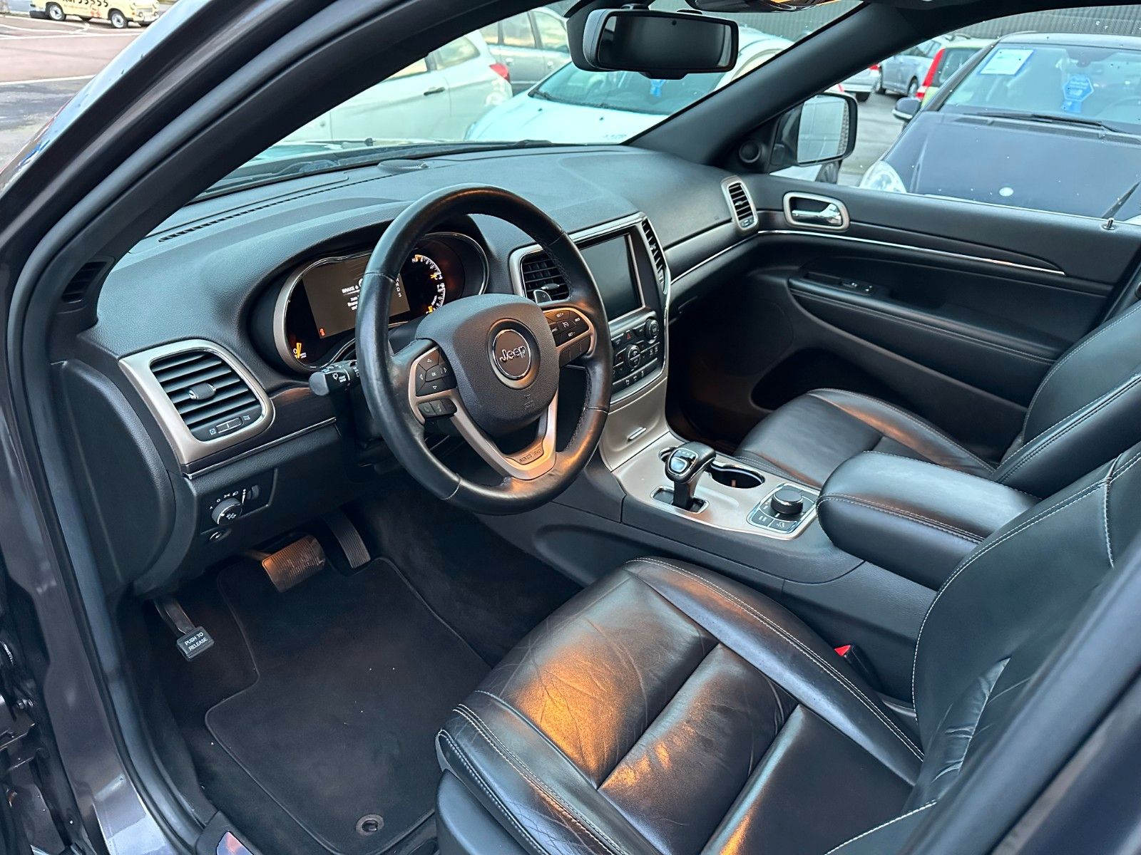 Fahrzeugabbildung Jeep Grand Cherokee 3.0 CRD Limited**LEDER*NAVI**