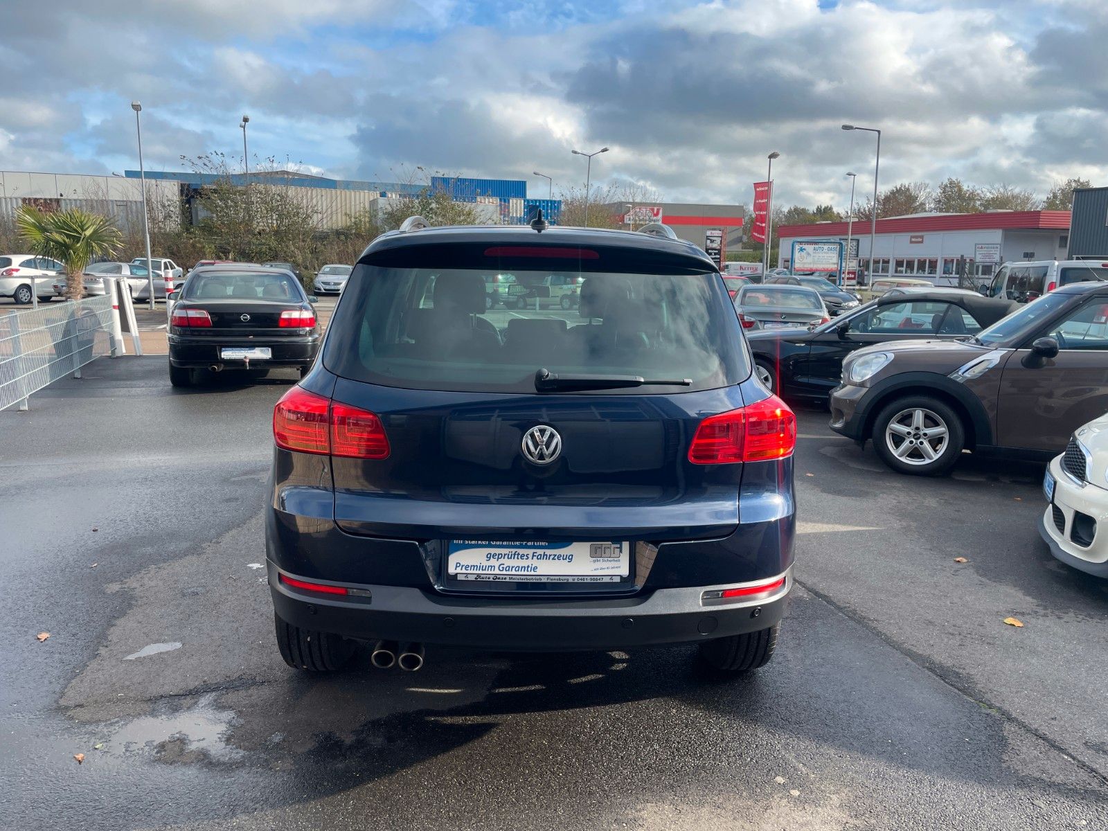 Fahrzeugabbildung Volkswagen Tiguan Track & Style BMT 4Motion**Standheizung**