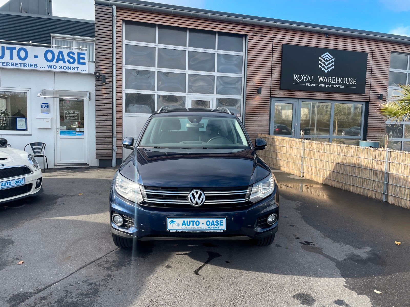 Fahrzeugabbildung Volkswagen Tiguan Track & Style BMT 4Motion**Standheizung**