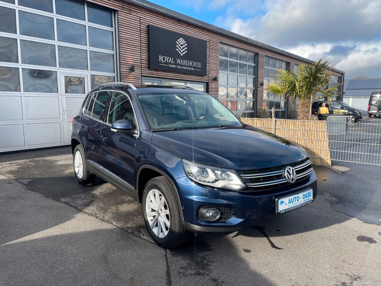 Fahrzeugabbildung Volkswagen Tiguan Track & Style BMT 4Motion**Standheizung**