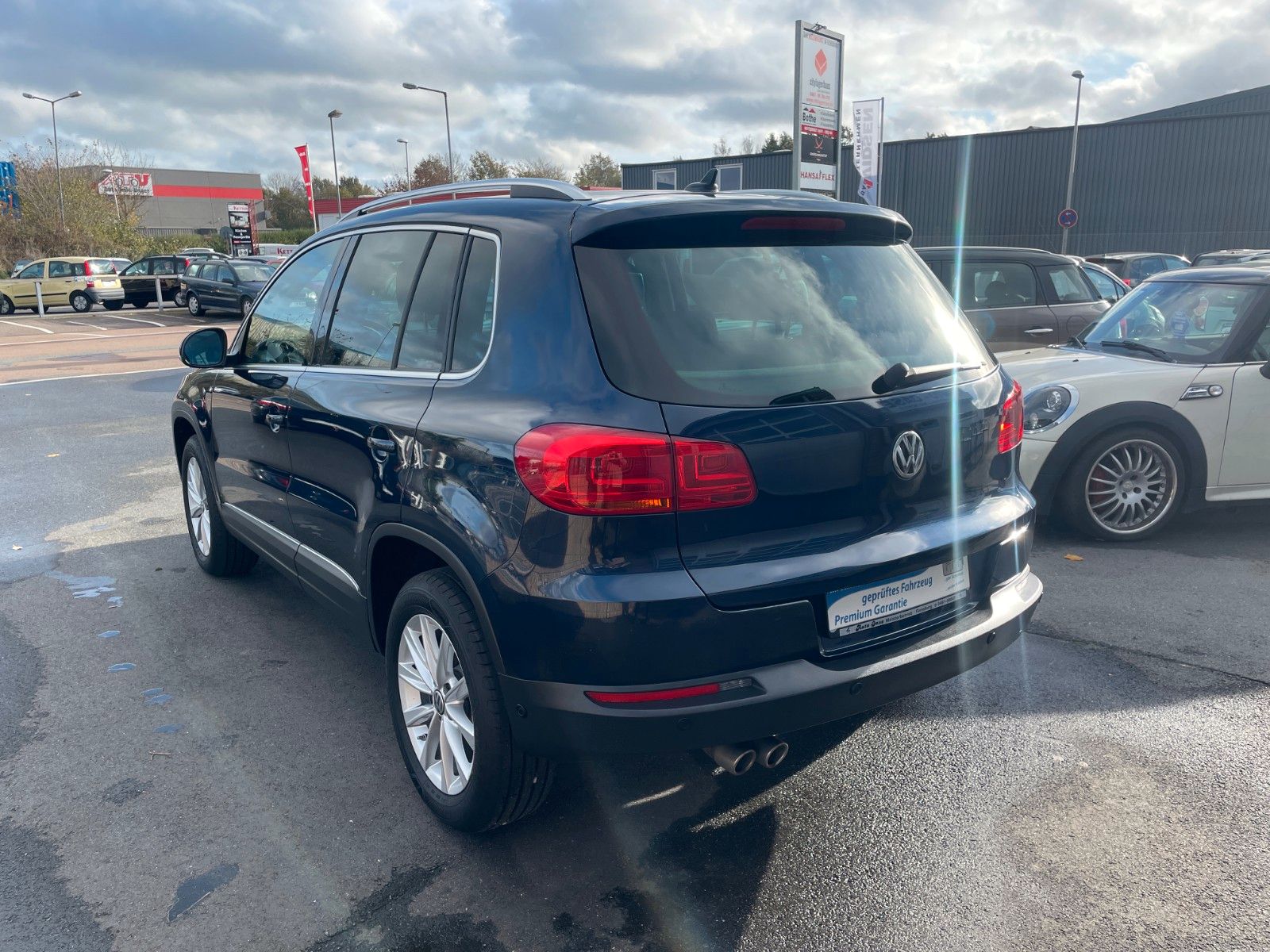 Fahrzeugabbildung Volkswagen Tiguan Track & Style BMT 4Motion**Standheizung**